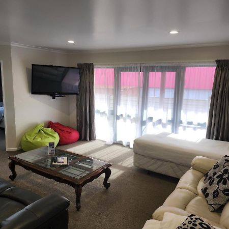 Asure Albert Park Motor Lodge Te Awamutu Zewnętrze zdjęcie
