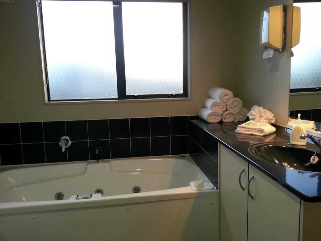 Asure Albert Park Motor Lodge Te Awamutu Zewnętrze zdjęcie